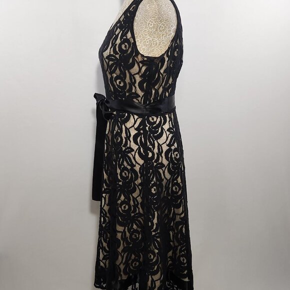 Tahari Arthur S Lavine Women's Size 8 Black Lace Sleeveless V-Neck Zip Dress - Picture 8 of 15